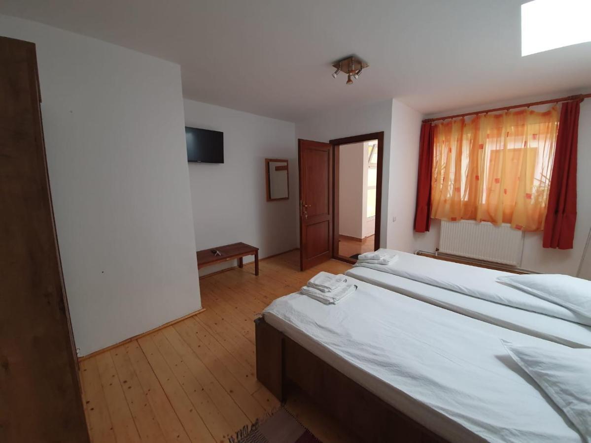 Hotel Casa Terezia Braszów Zewnętrze zdjęcie