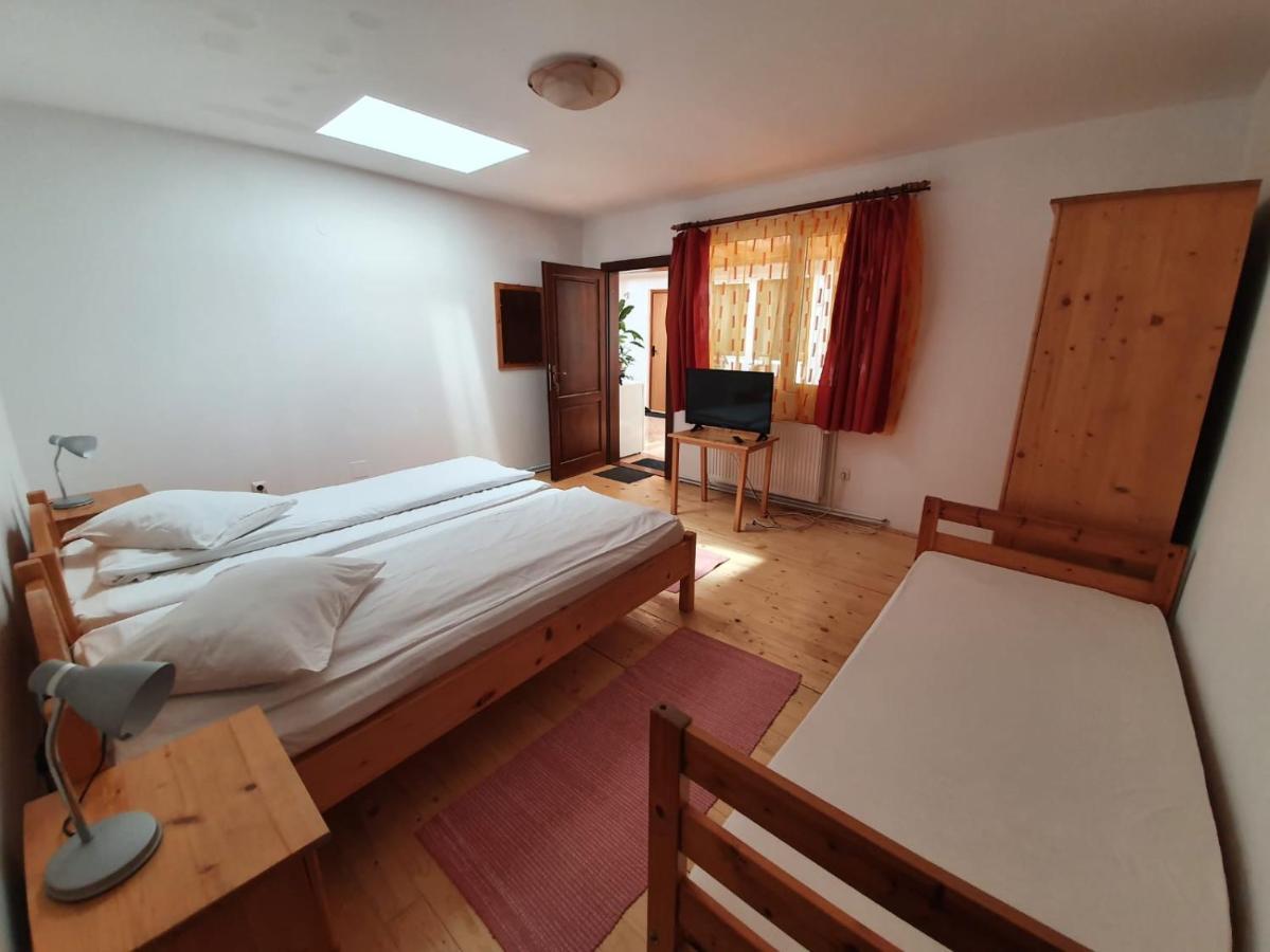Hotel Casa Terezia Braszów Zewnętrze zdjęcie